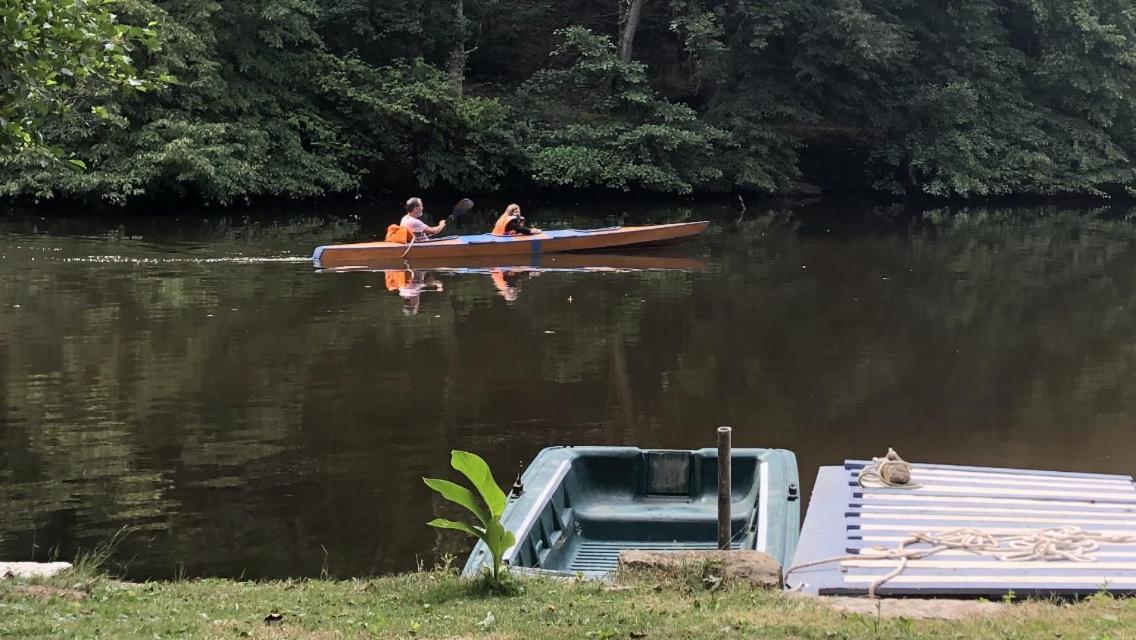 Chambre Sur Une Ile Saint-Bonnet-de-Rochefort Esterno foto